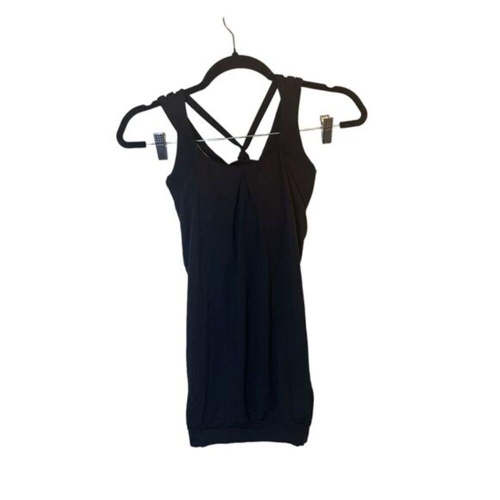Lululemon Women's Size 4 Twist Criss Cross Tank Top Built in Sports Bra Black